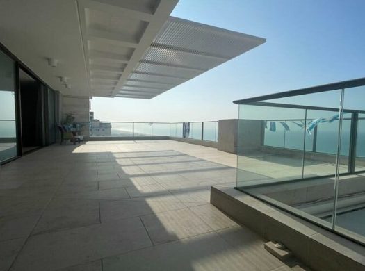 Penthouse de rêve 5 pièces face à la mer à Rishon LeZion