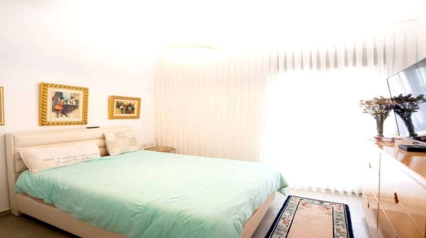 appartement 3 pieces a Kiryat Haleom 4