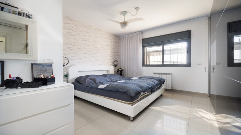 Har Homa Pentthosue 1