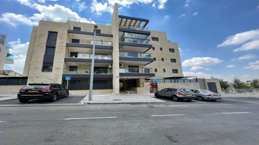 Mini penthouse Har Homa (3)