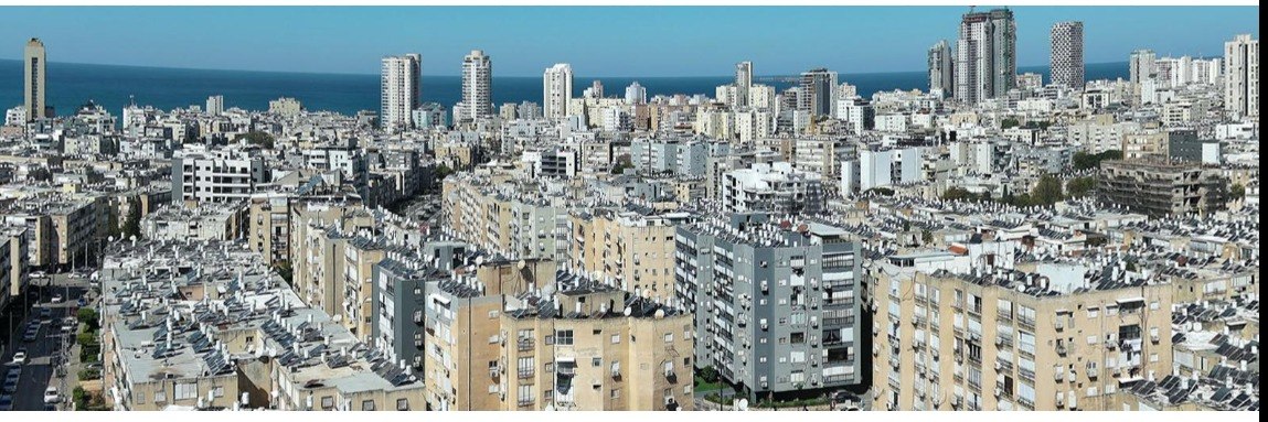 Vue aérienne du quartier résidentiel de Bat Yam avec la mer Méditerranée en arrière-plan