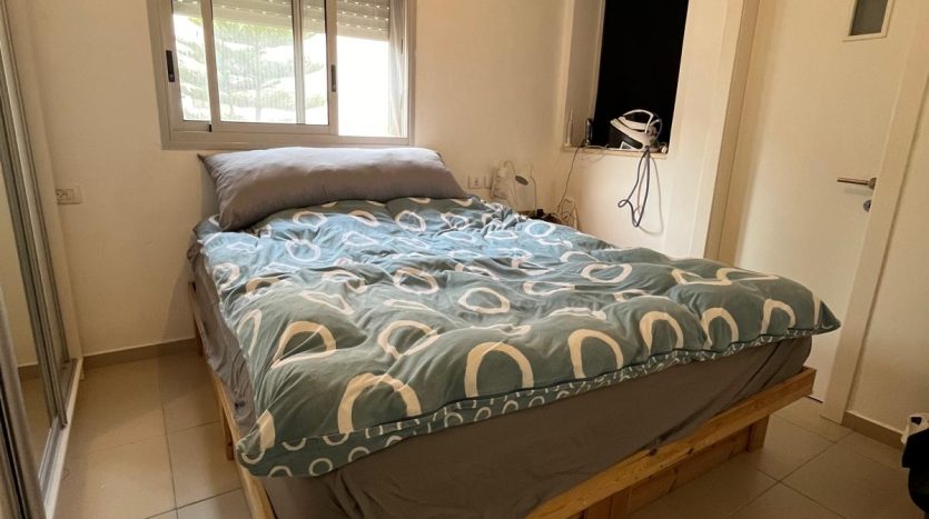 Chambre d un appartement 4 pieces a Givatayim, rue Jabotinsky